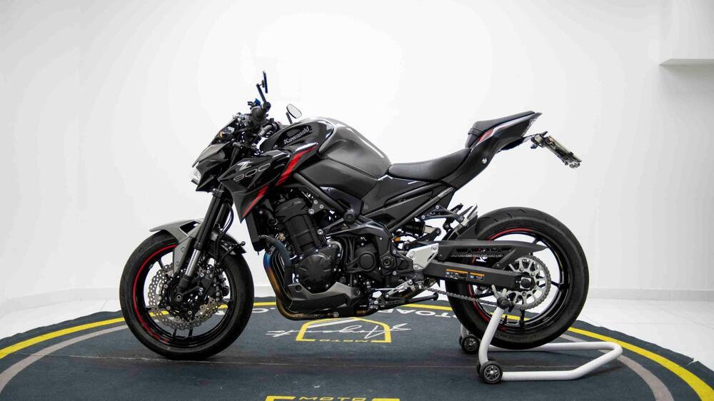 Kawasaki Z 900 (2021 - 24) (7)