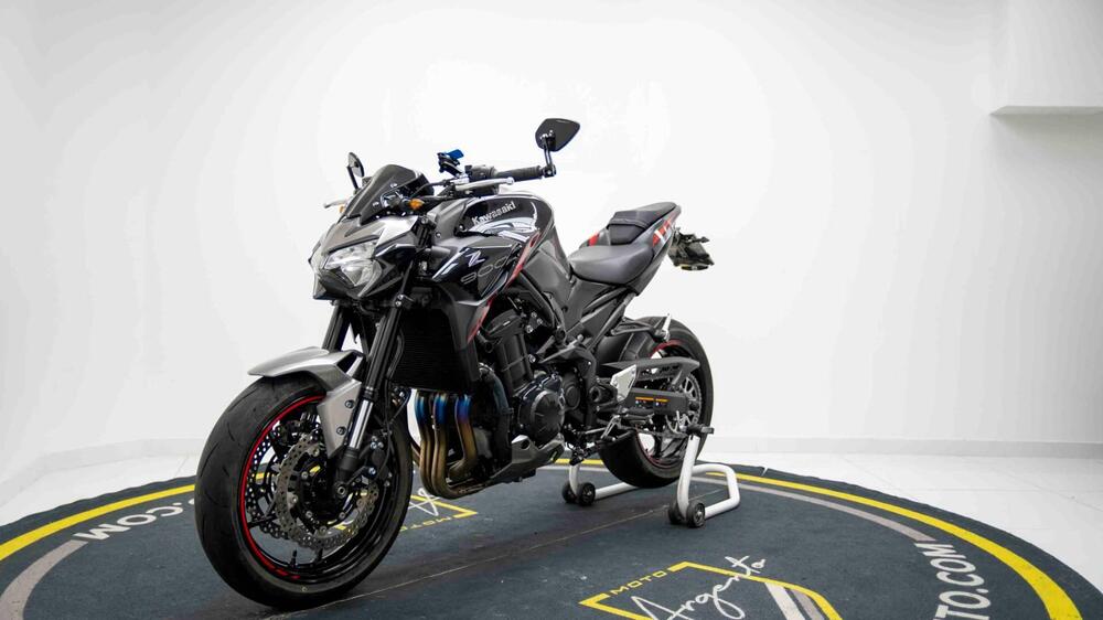 Kawasaki Z 900 (2021 - 24) (8)