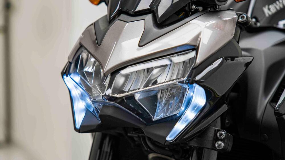 Kawasaki Z 900 (2021 - 24) (18)