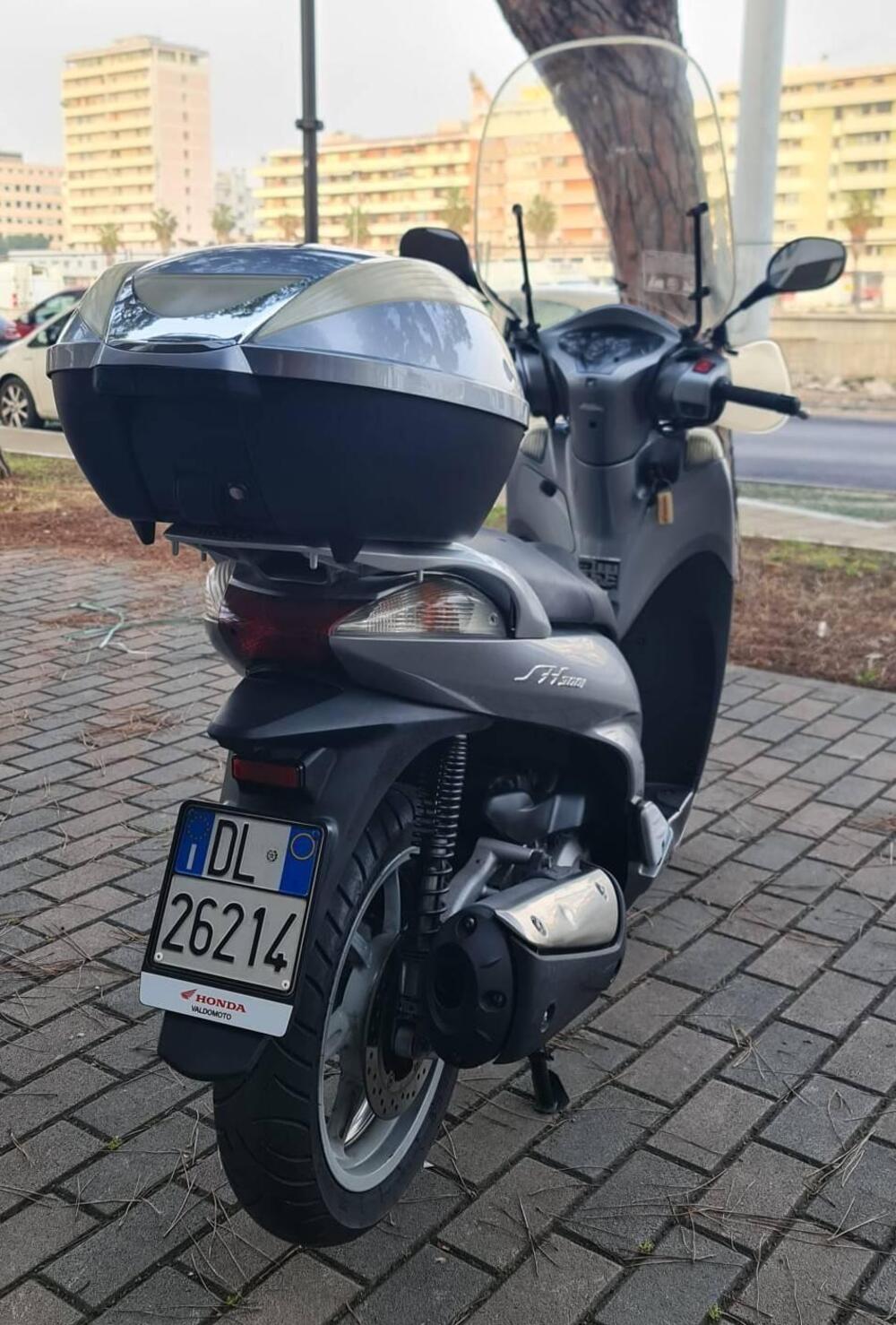 Honda SH 300 i (2006 - 10) (4)