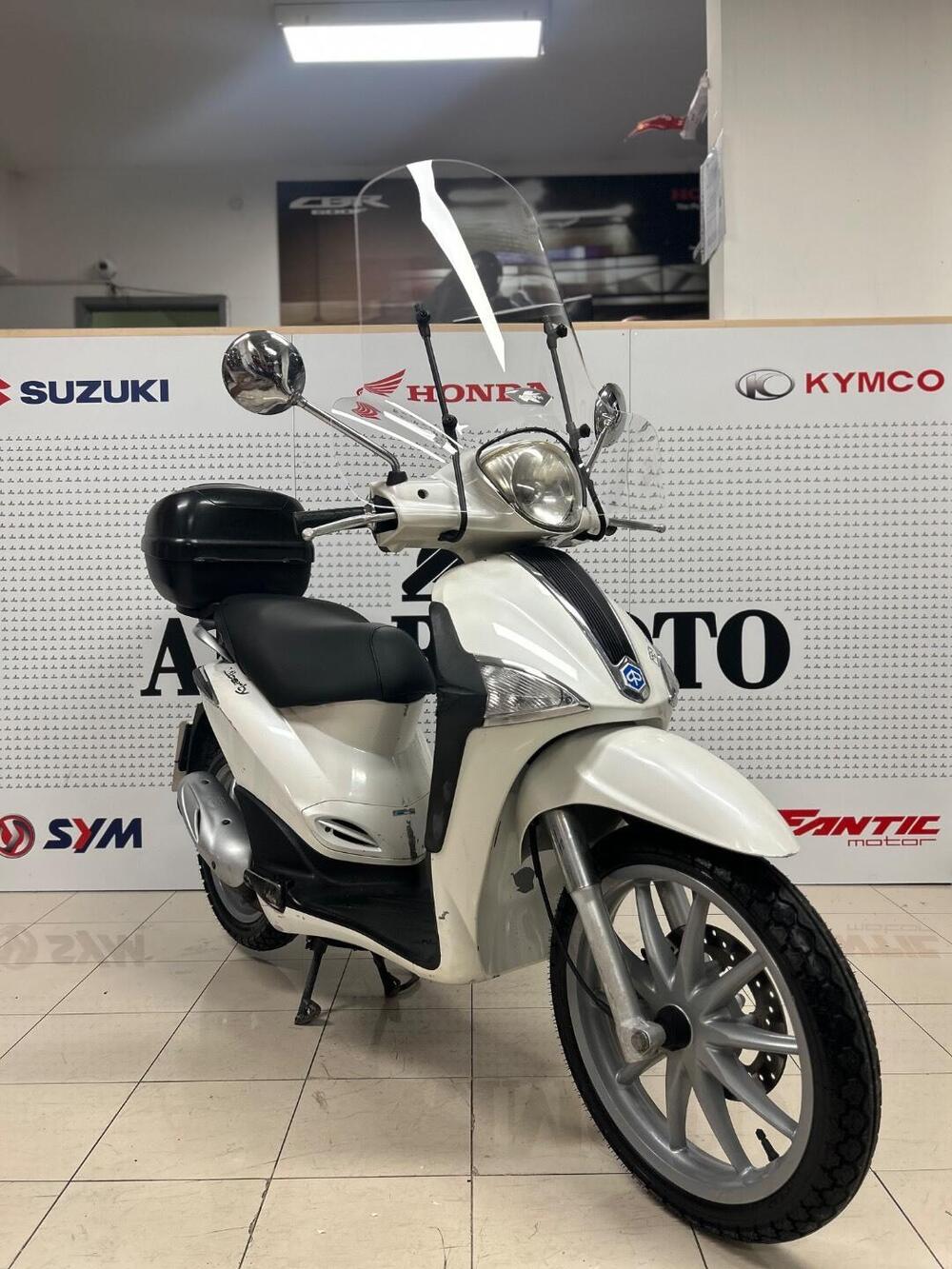 Piaggio Liberty 50 2T (2004 - 15) (2)