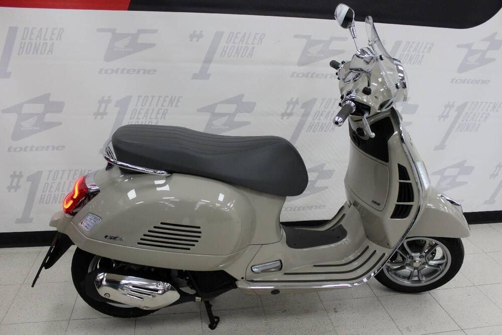 Vespa GTS 125 (2021 - 24) (2)