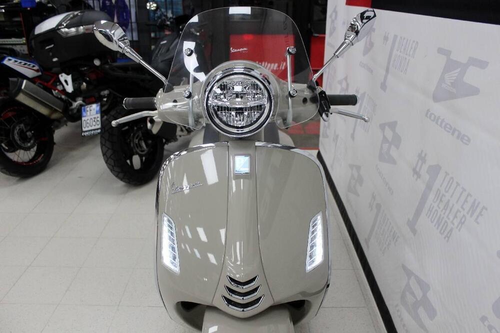 Vespa GTS 125 (2021 - 24) (4)