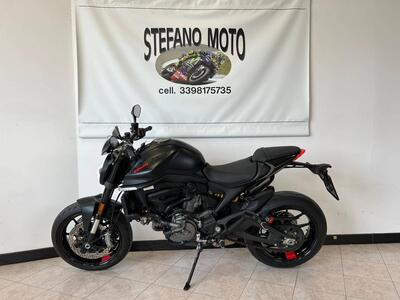 Ducati Monster 937 (2021 - 25) usata