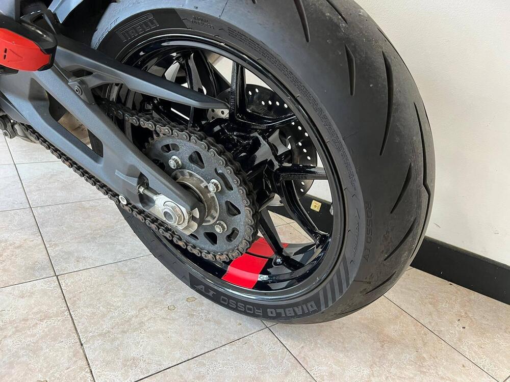 Ducati Monster 937 (2021 - 25) (8)