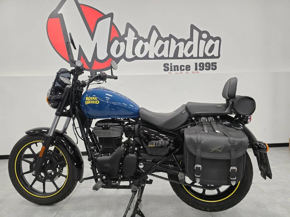 Royal Enfield Meteor 350 Fireball (2021 - 25) (3)