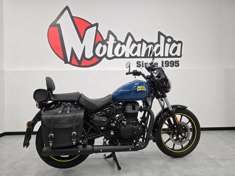 Royal Enfield Meteor 350 Fireball (2021 - 25) (4)