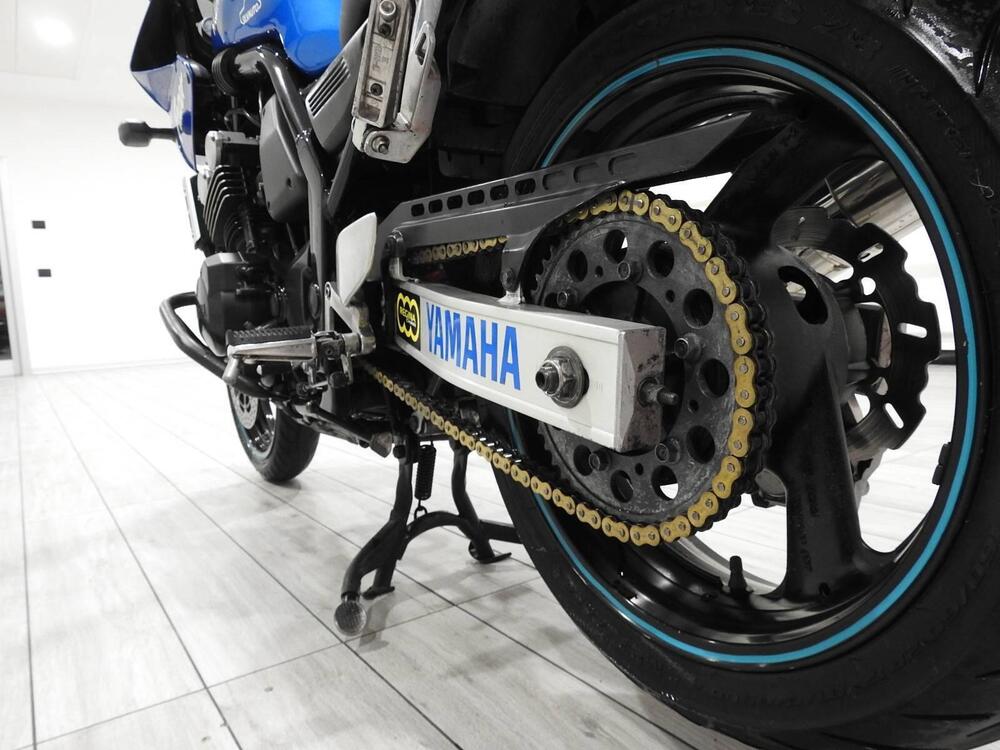 Yamaha FZ6 Fazer (2004 - 07) (10)