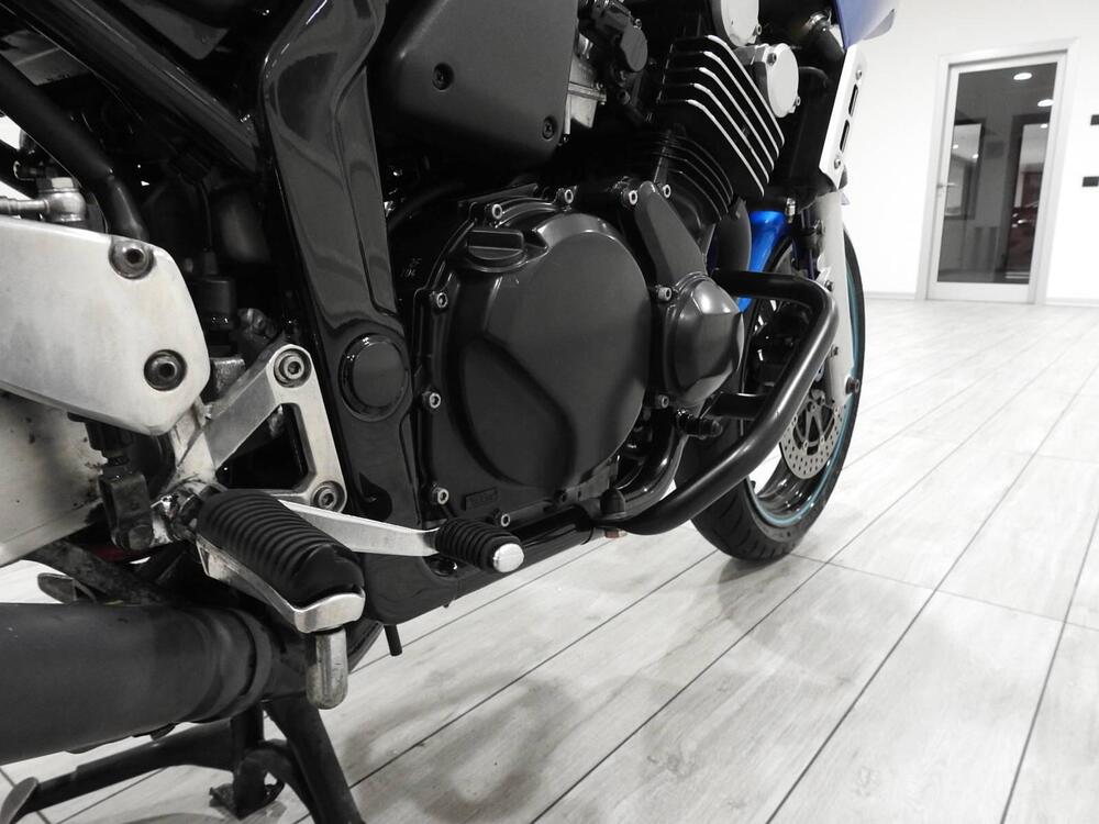 Yamaha FZ6 Fazer (2004 - 07) (14)