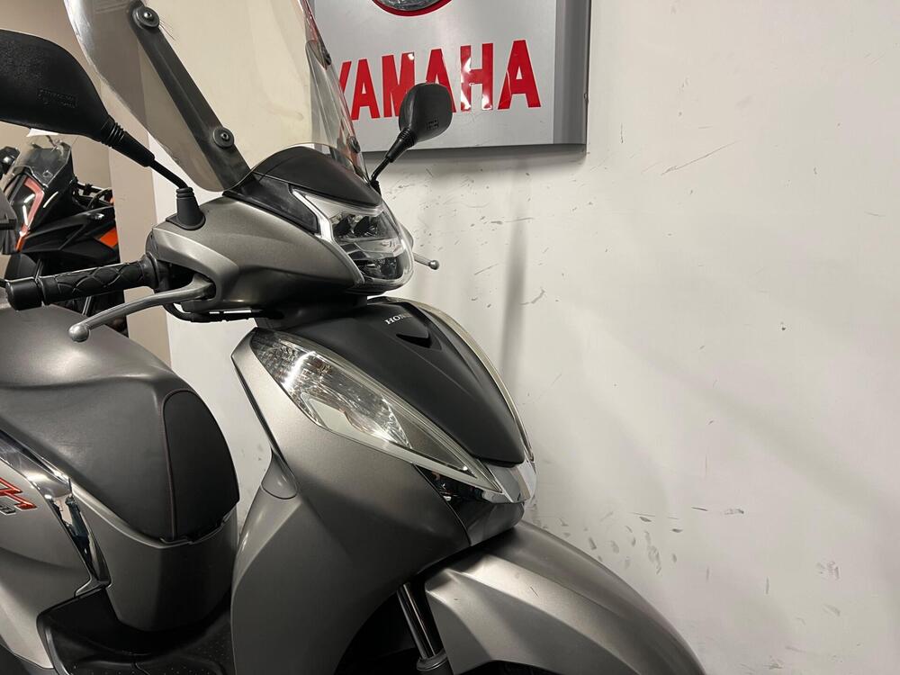 Honda SH 300 i Sport ABS (2018 - 20) (2)