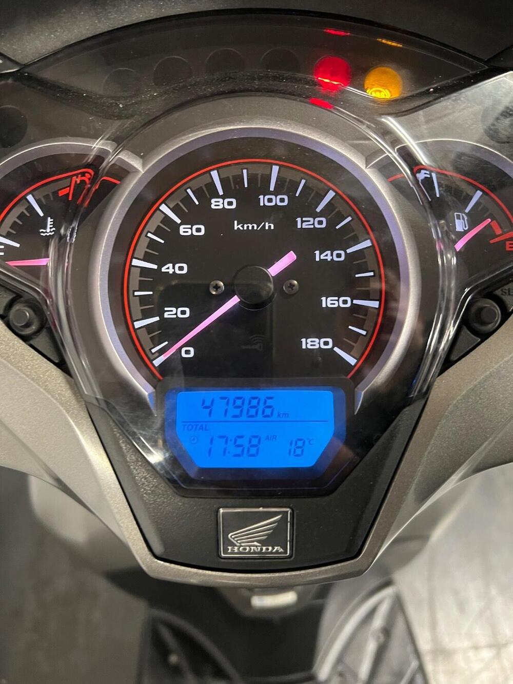 Honda SH 300 i Sport ABS (2018 - 20) (11)