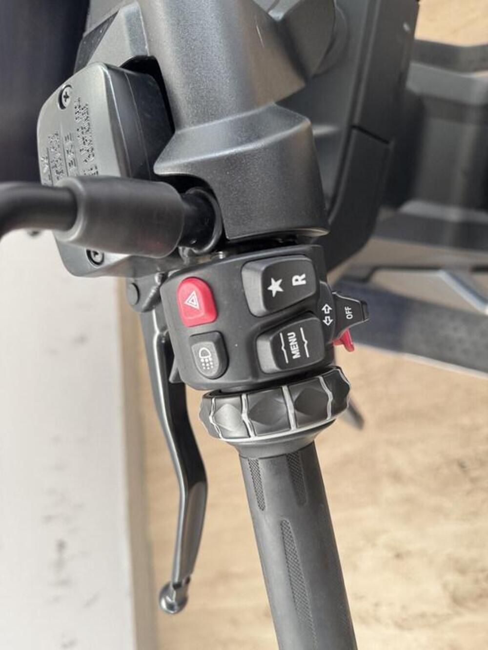 Bmw CE 04 (2021 - 25) (8)