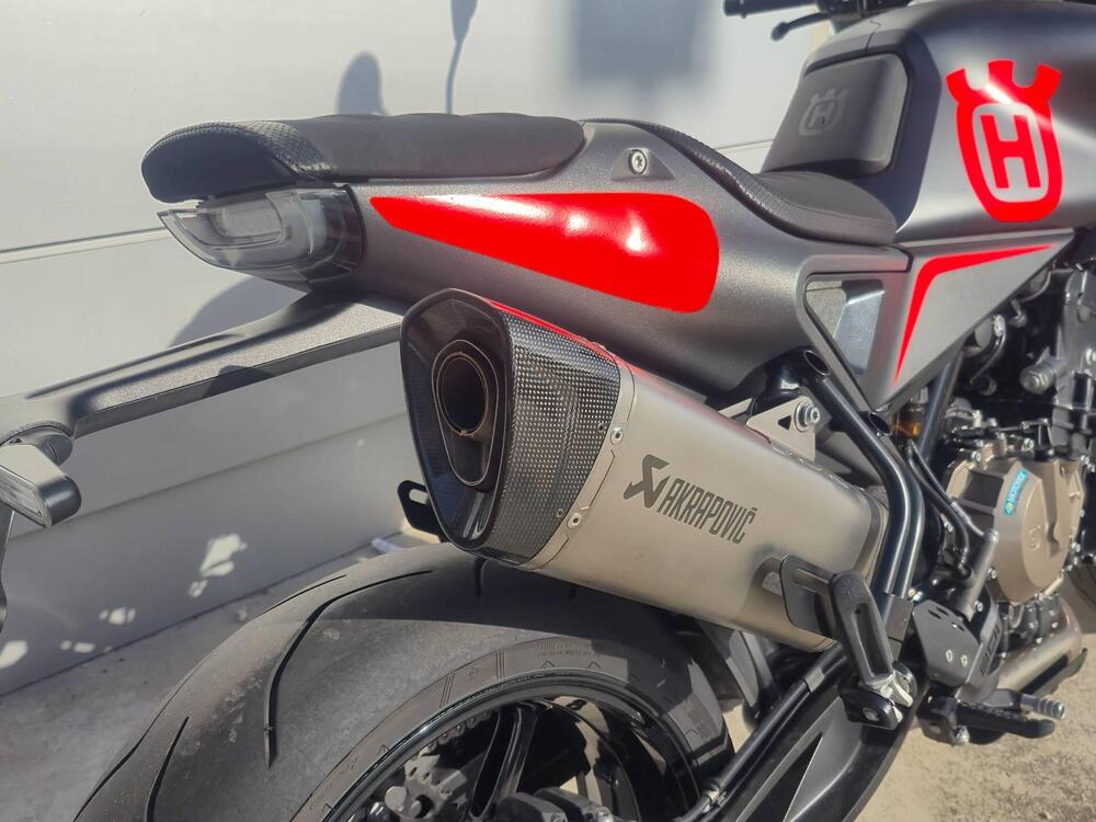 Husqvarna Svartpilen 801 (2024 - 25) (7)