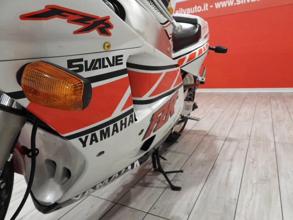 Yamaha FZR 1000 Exup (1989 - 90) (6)