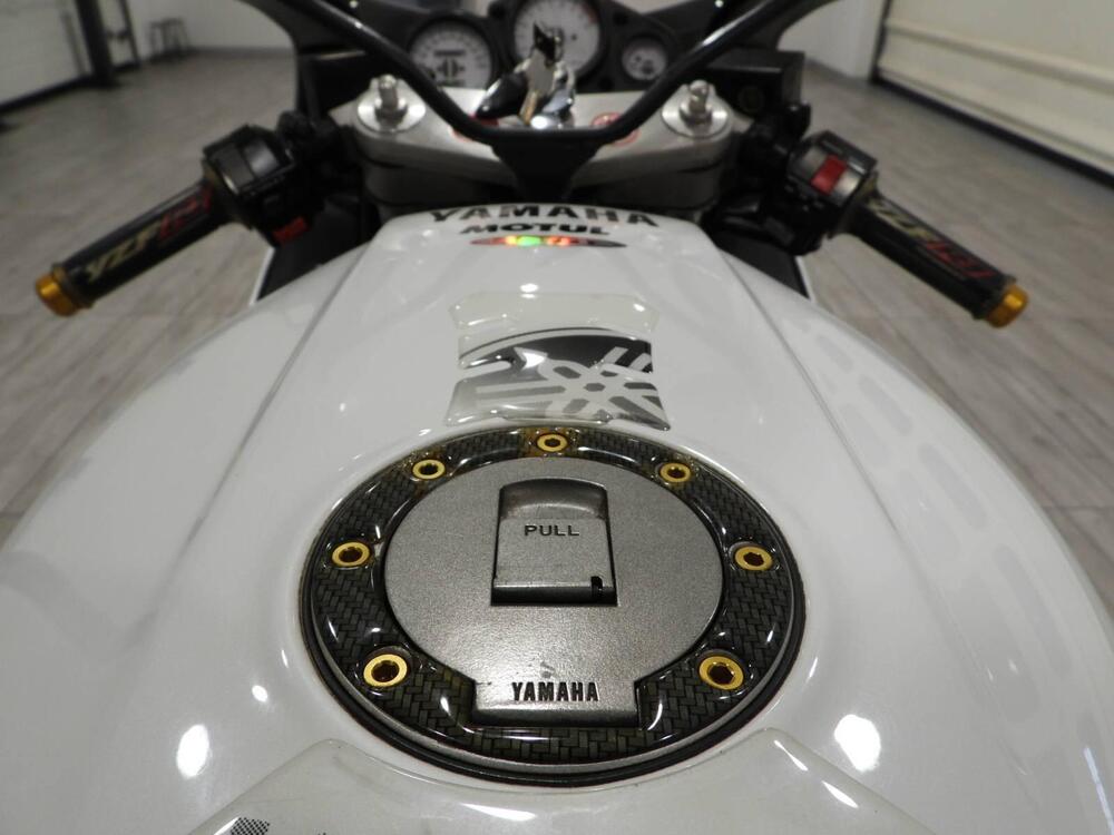 Yamaha FZR 1000 Exup (1989 - 90) (19)