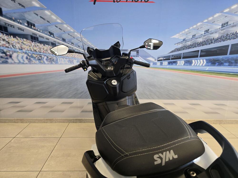 Sym Joymax 300 Z+ (2021 - 24) (4)