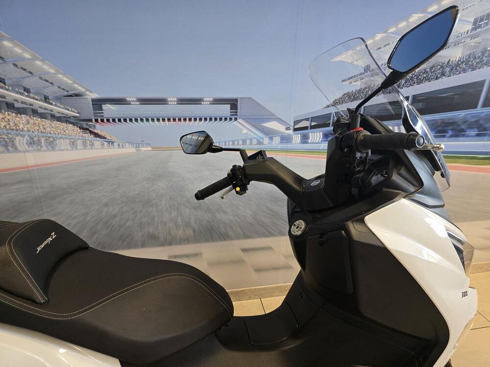 Sym Joymax 300 Z+ (2021 - 24) (20)