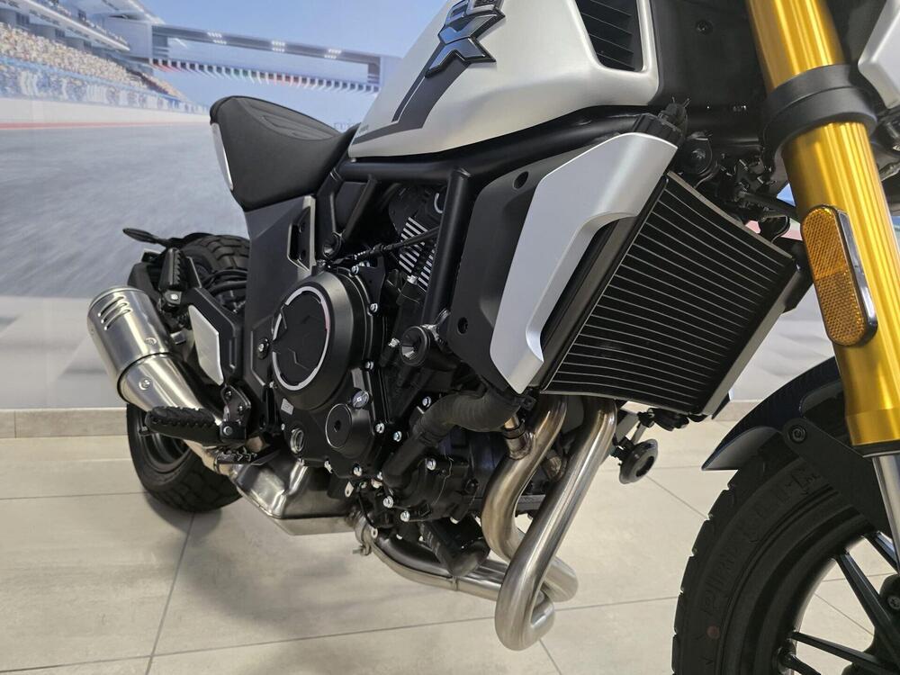 CFMOTO 700CL-X Heritage (2021 - 25) (14)