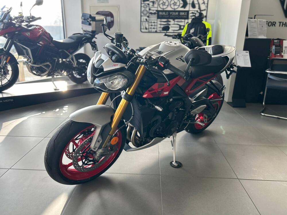 Triumph Street Triple 765 RX (2026) (4)