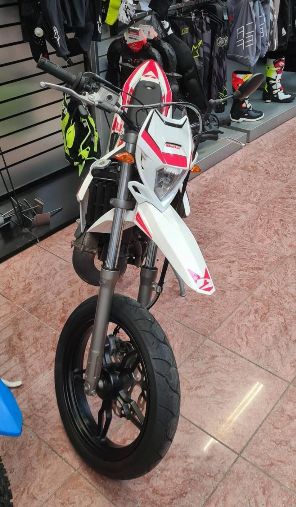 Betamotor RR 50 Motard (2021 - 25) (2)