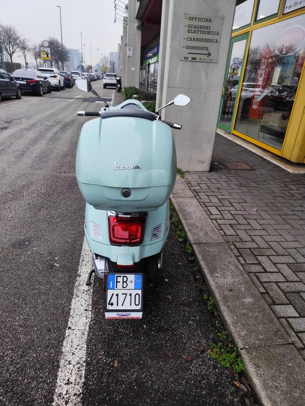Vespa GTS 300 (2023 - 24) (3)