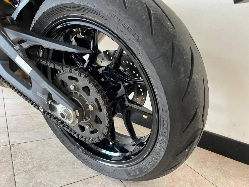 Ducati Monster 937 (2021 - 25) (9)