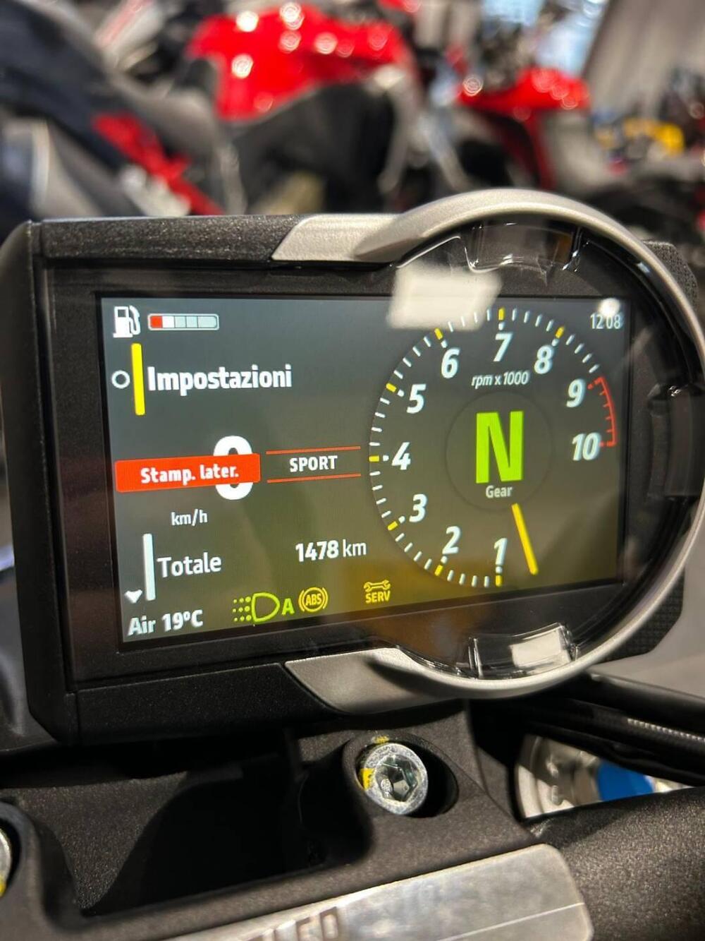 Ducati Scrambler 800 Full Throttle (2025) (16)