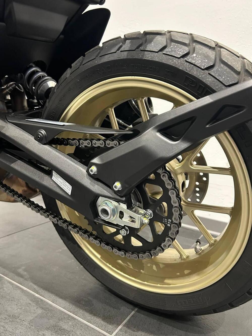 Ducati Scrambler 800 Full Throttle (2025) (15)