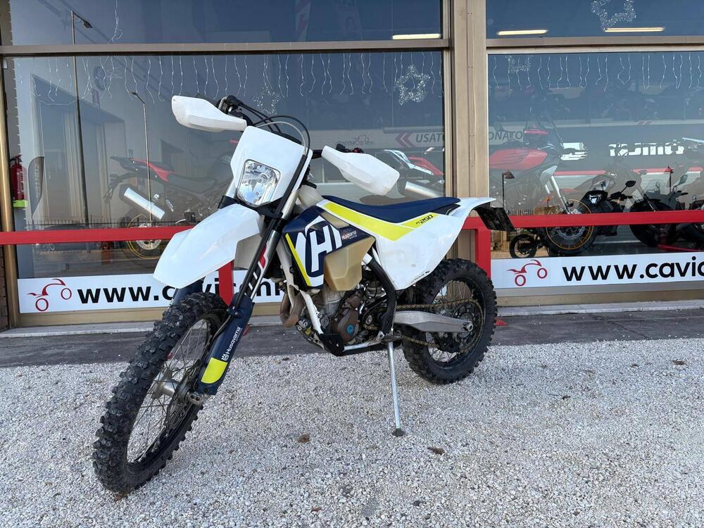 Husqvarna FE 250 (2016)