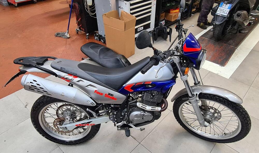 Betamotor Alp 200 4T (1999 - 06) (2)