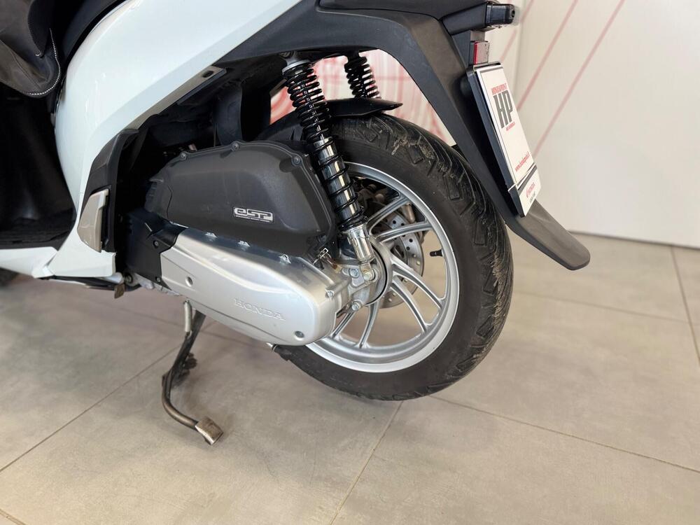 Honda SH 150 i ABS (2013 - 16) (14)