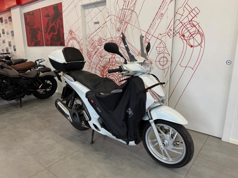 Honda SH 150 i ABS (2013 - 16) (2)