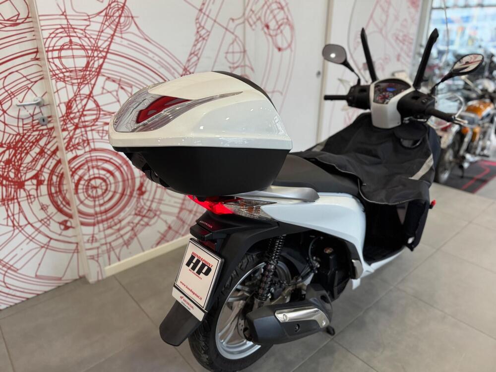 Honda SH 150 i ABS (2013 - 16) (11)