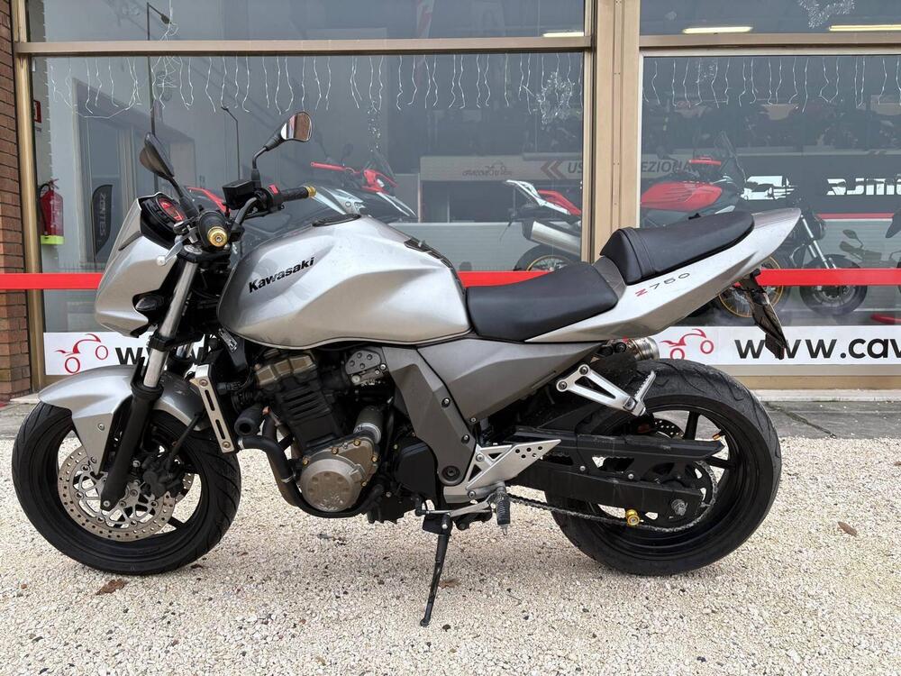 Kawasaki Z 750 (2003 - 06) (3)