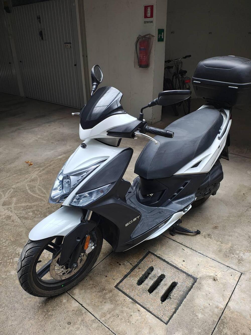 Kymco Agility 50 R16 + (2008 - 18) (4)