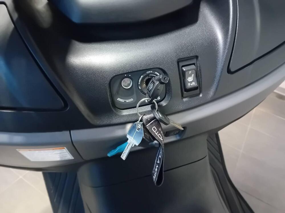 Suzuki Burgman AN 650 (2013 - 15) (6)