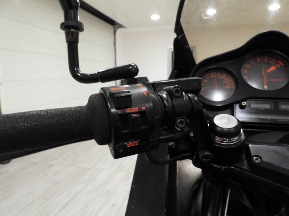 Honda VF 1000 F (1985 - 87) (5)