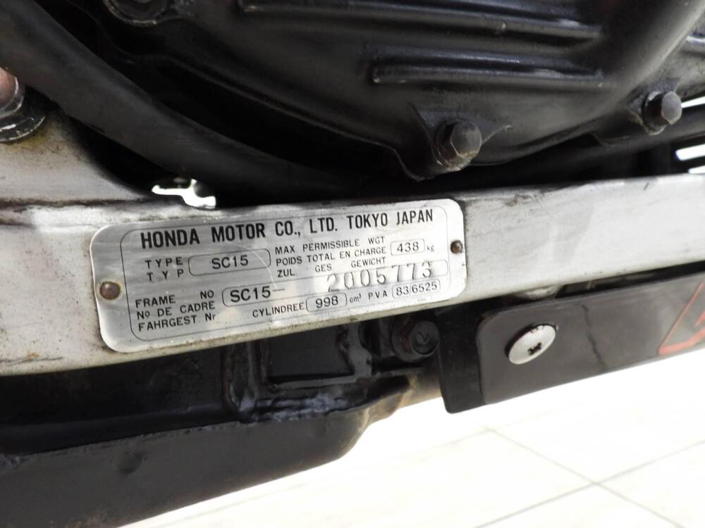 Honda VF 1000 F (1985 - 87) (9)