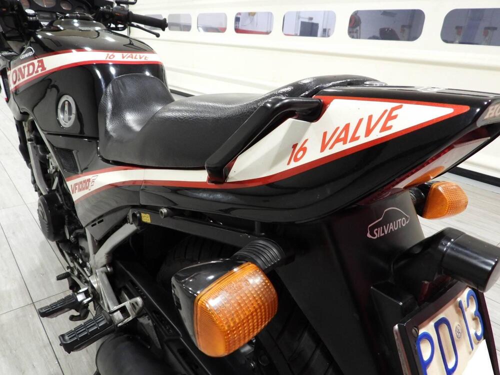 Honda VF 1000 F (1985 - 87) (15)