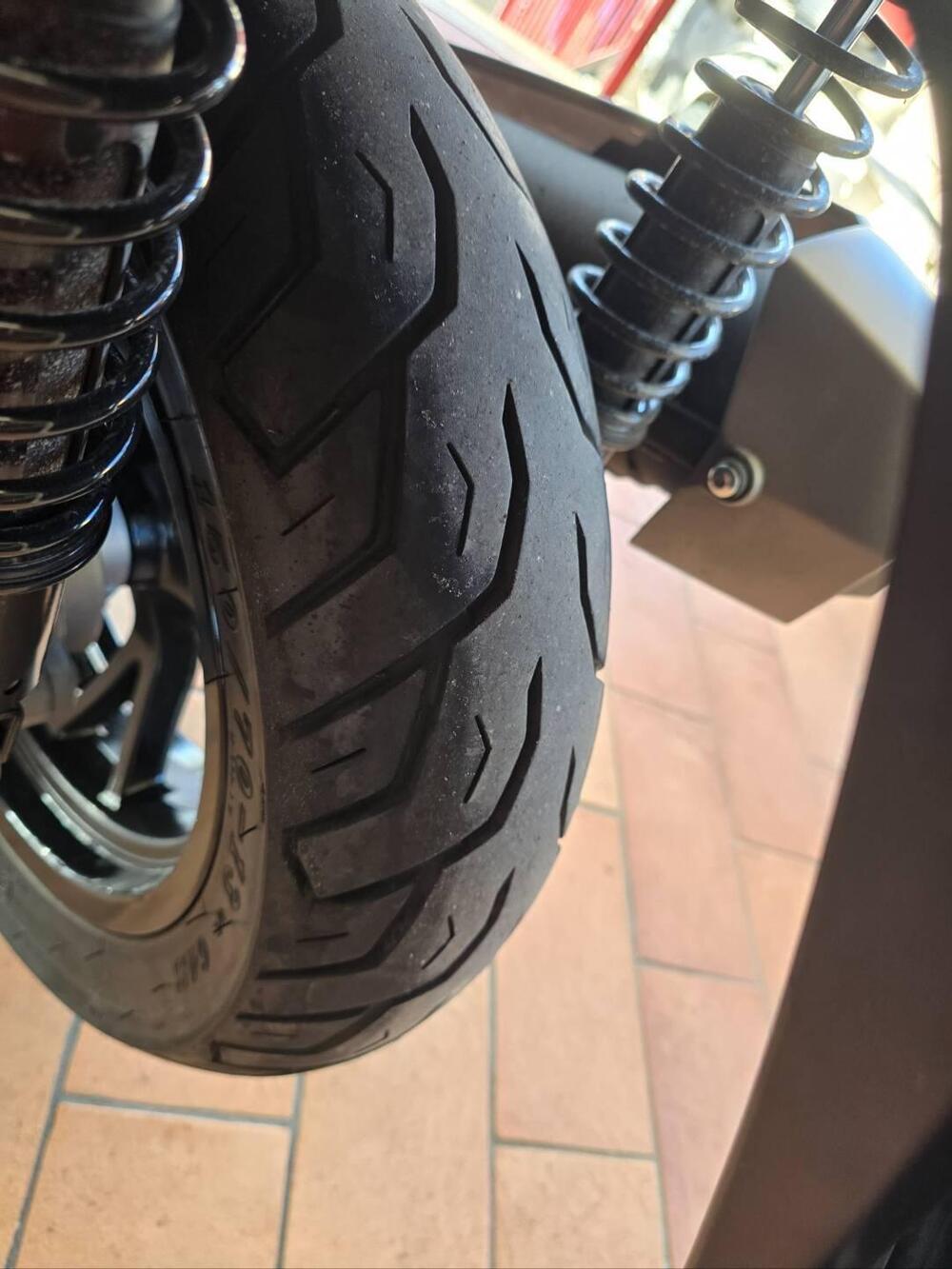 Kymco X-Town 300i (2025) (9)