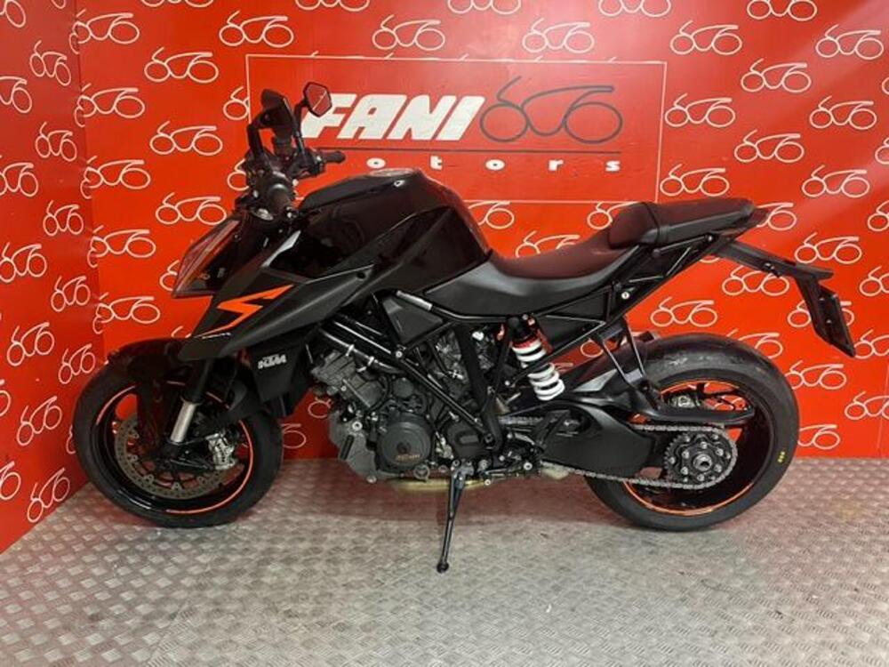KTM 1290 Super Duke R ABS (2017 - 18) (2)