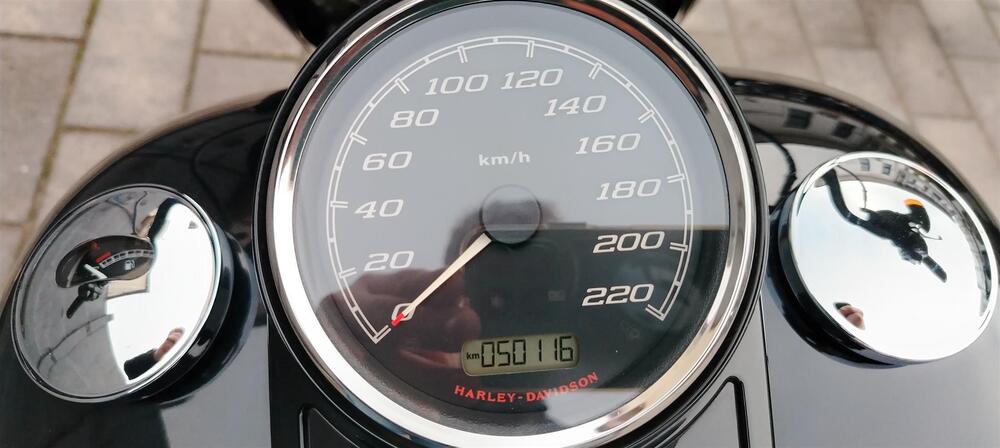 Harley-Davidson 107 Road King Special (2017 - 18) - FLHRXS (2)