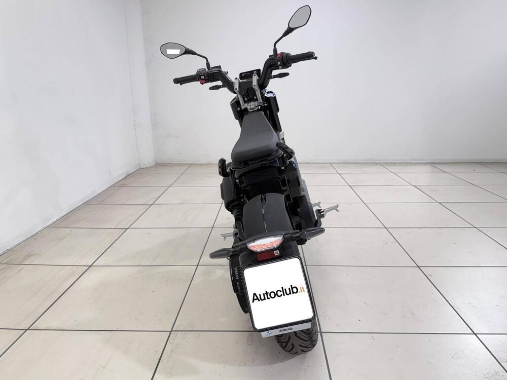 Bmw CE 02 (2024 - 25) (7)