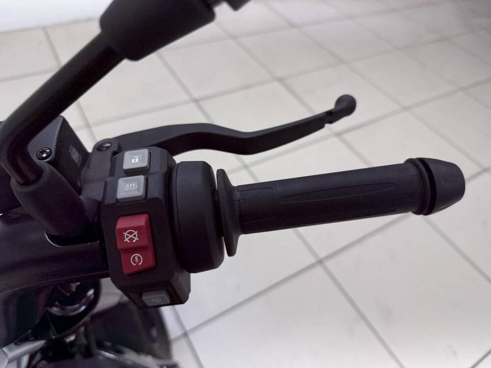 Bmw CE 02 (2024 - 25) (11)