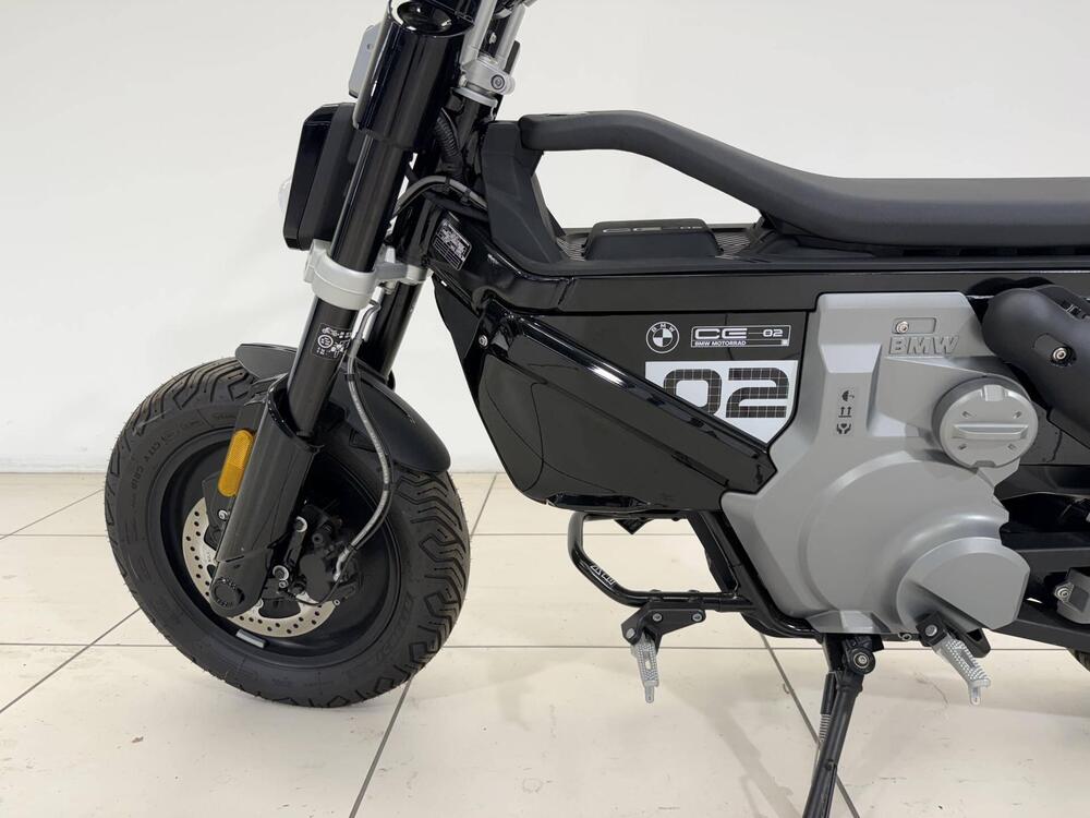 Bmw CE 02 (2024 - 25) (14)