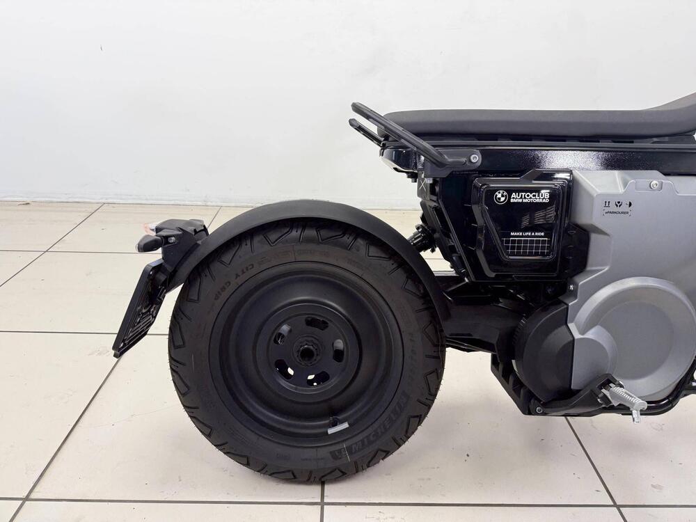 Bmw CE 02 (2024 - 25) (12)