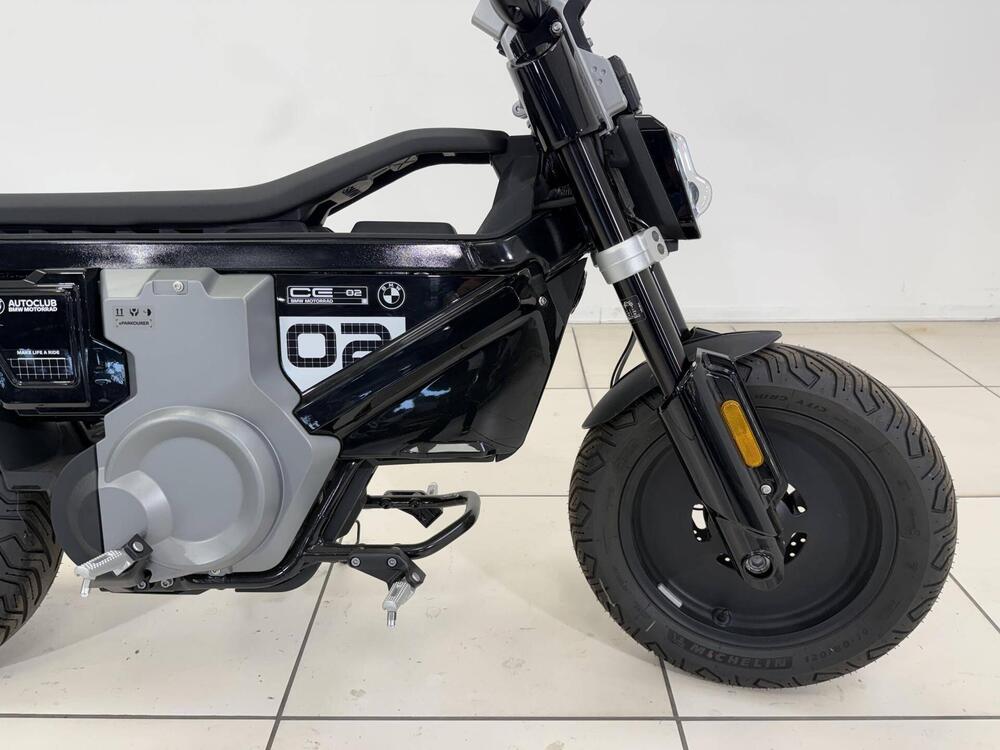 Bmw CE 02 (2024 - 25) (13)