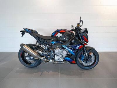 Bmw M 1000 R (2025) usata