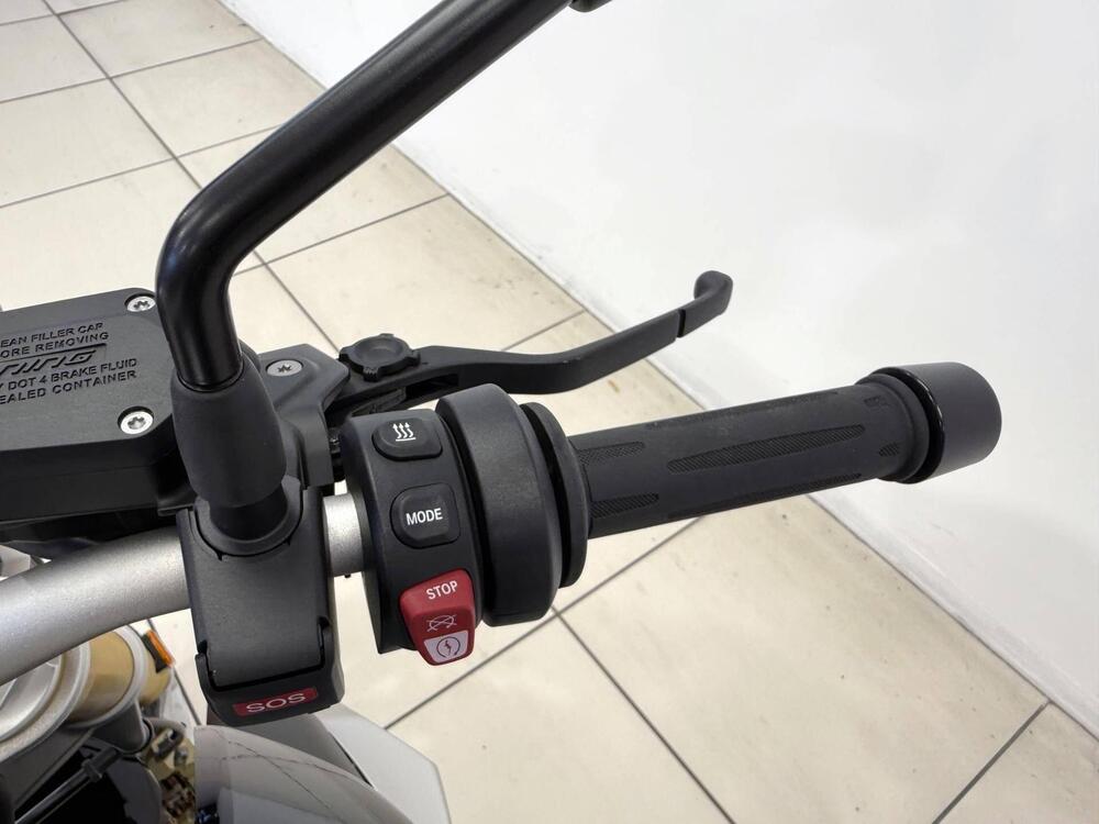 Bmw R 1250 R (2021 - 25) (11)