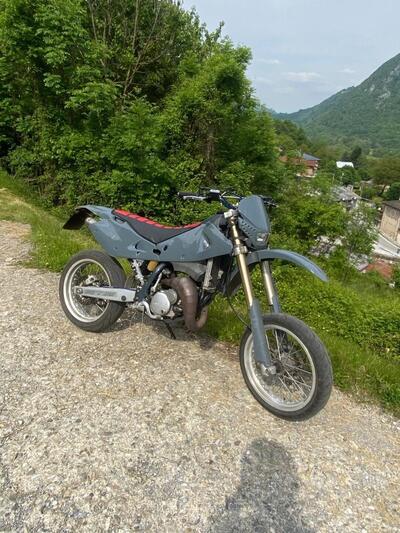 Husqvarna SMS 125 4 (2010 - 12) usata